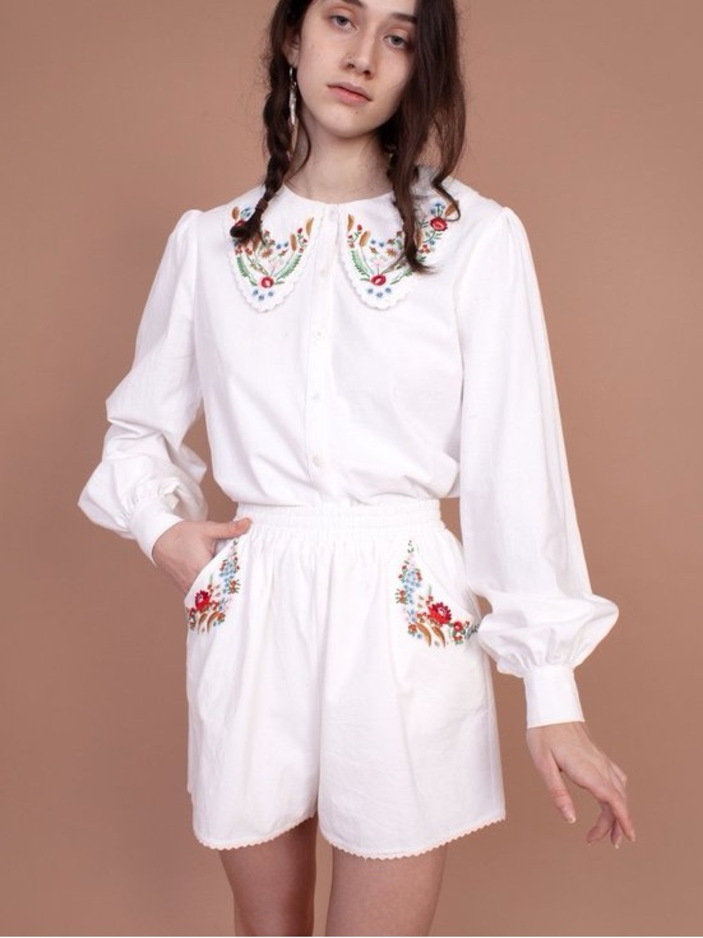 Meadows Foxglove button down shirt floral embroidered collar - Picture 2 of 6